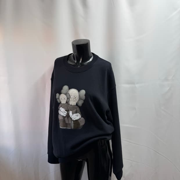 kaws uniqlo / 카우스 유니클로 프린팅 맨투맨