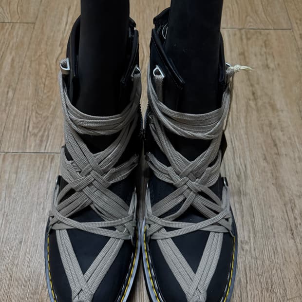 [9.5] 릭오웬스 닥터마틴 1460 메가레이스 부츠 새상품