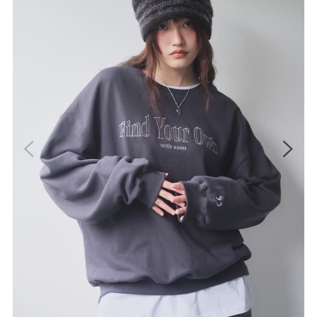 [새상품] 애즈온 - COMFY BOXY SWEATSHIRT 맨투맨 (챠