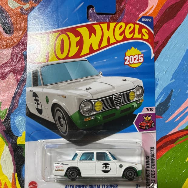미개봉)2025 알파로메오 줄리아 다이캐스트 핫휠 인테리어 소품 
