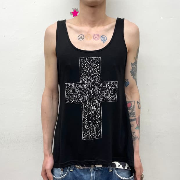 Cross Cubic Black Basic Sleeveless 