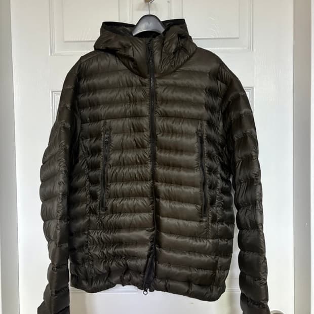 무신사 스탠다드 경량 패딩 M