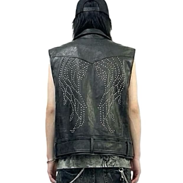 STEPPA  오버핏 메탈 엔젤윙 스터드 램스킨 라이더 베스트