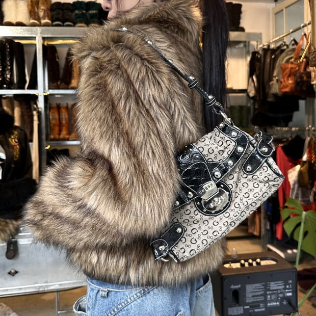 00s 빈티지 게스 실버 벳 숄더백