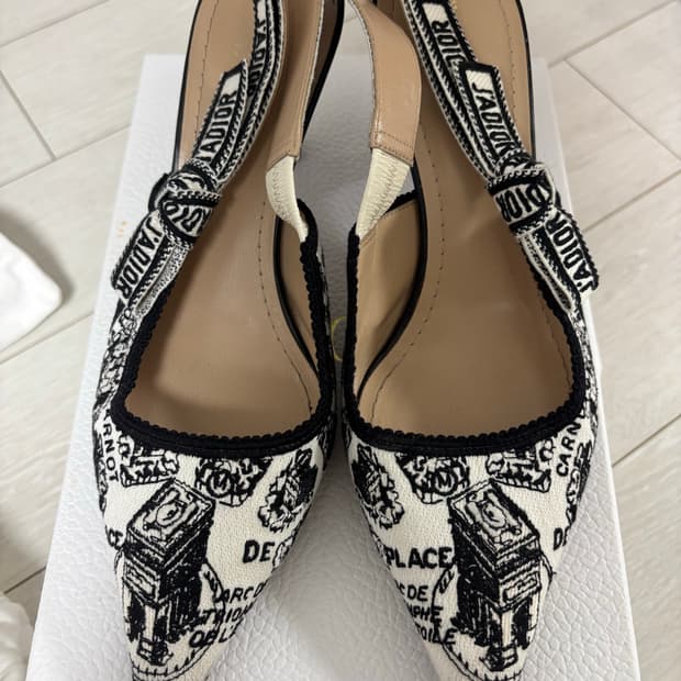 디올 슬링백 37 