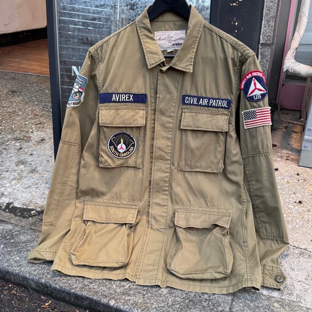 아비렉스 밀리터리 패치 카키 필드자켓 