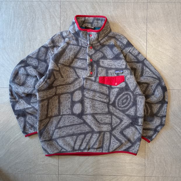 파타고니아 정품 신칠라 스냅티 