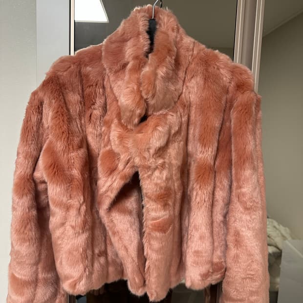 코랄핑크 퍼자켓