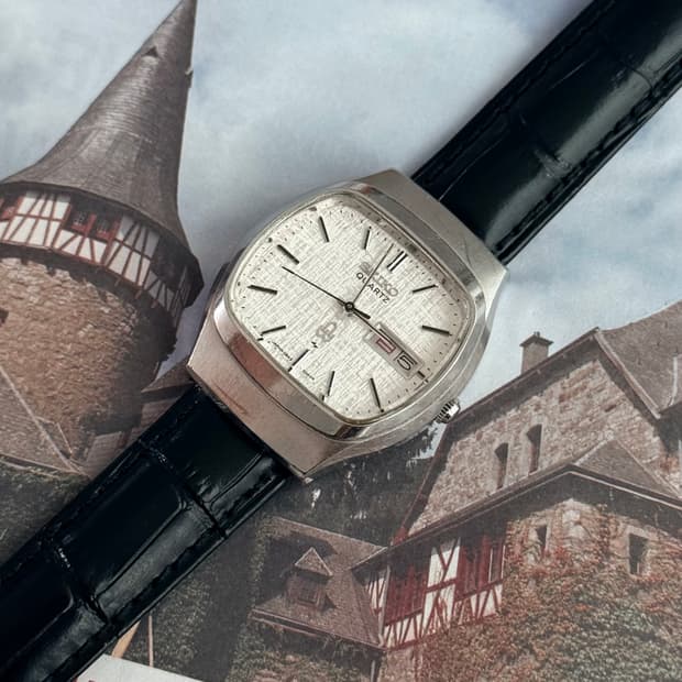 세이코 Seiko 쿼츠 스퀘어 린넨 다이얼