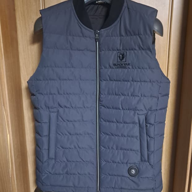 블랙야크 발열 패딩조끼 90