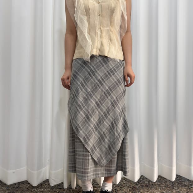 check layered skirt