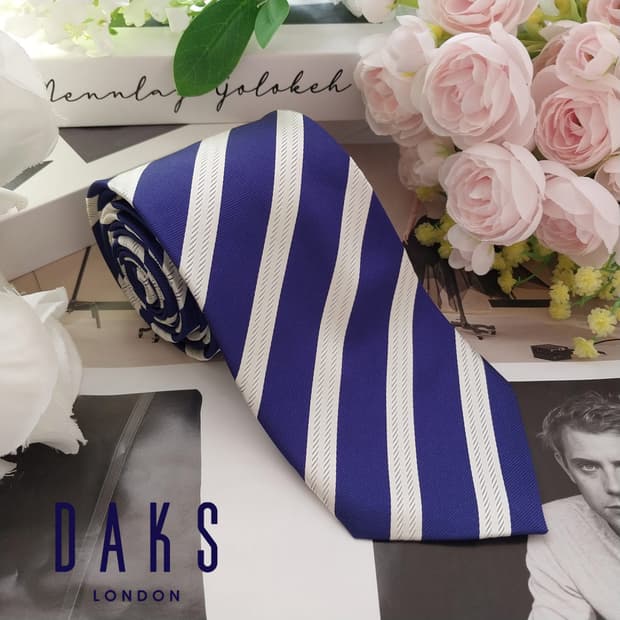 닥스 실크 스트라이프 넥타이 8.3cm A+등급 K2084
