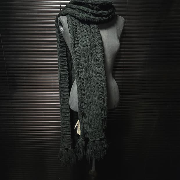 디젤 꽈배기 스웨터 니트 뚜거운 롱 머플러 목도리 프린지 술 장식 블랙