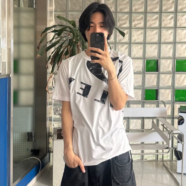 QDEVO BOLＤ TEE QDEVO BOLＤ 티셔츠 