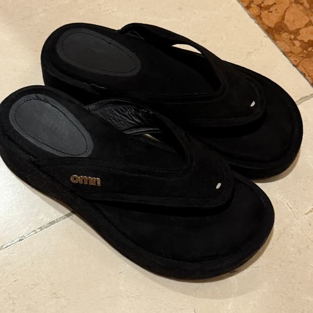 옴니포턴트 블랙 쪼리 