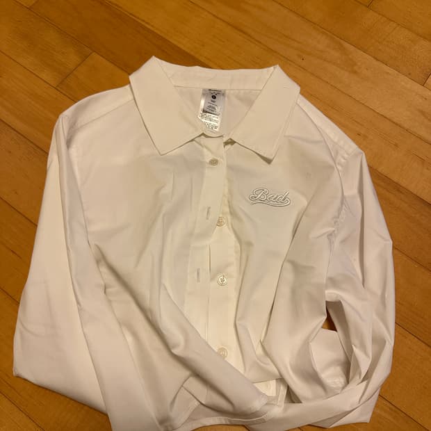 배드블러드 크롭 셔츠 S