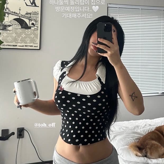 Toh(티오에이치) Dolly top 도트