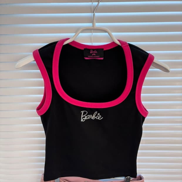 (New)weird Market Sleeveles