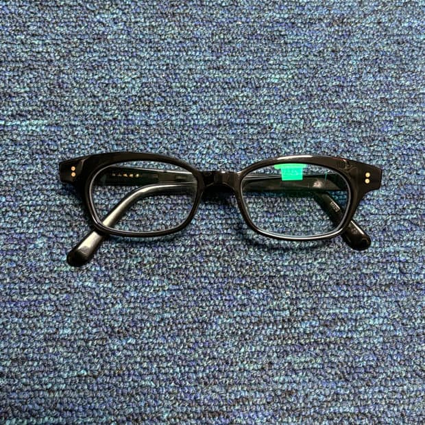 하쿠산메가네 백산안경 THOM