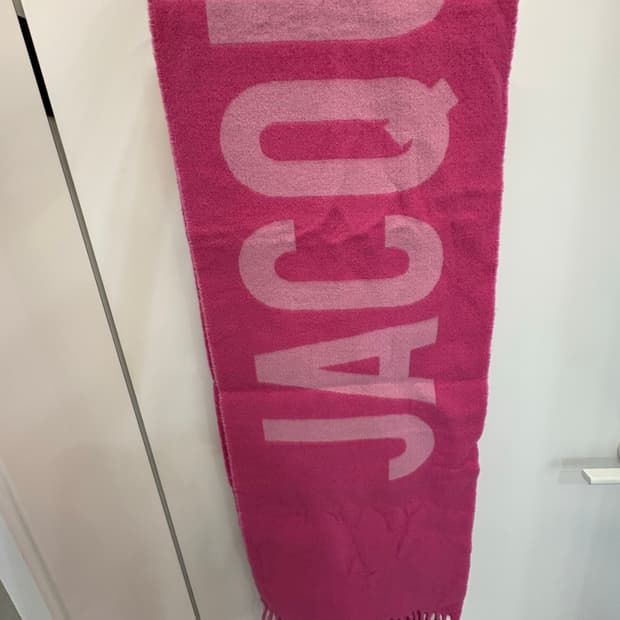 자크뮈스 목도리(새상품)