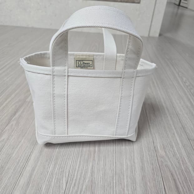 엘엘빈 토트백 미니 판매합니다.