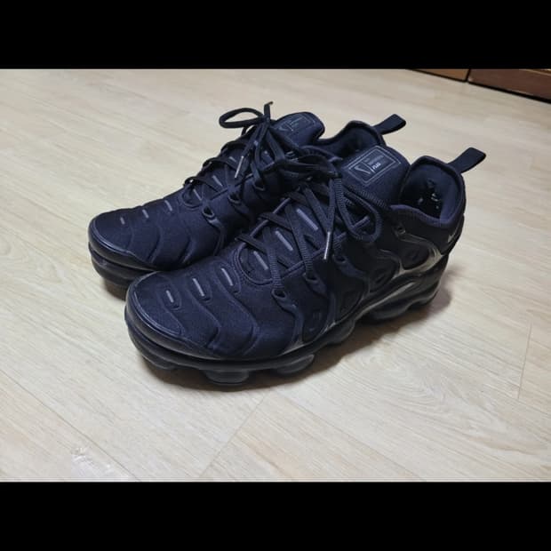 나이키 에어 베이퍼맥스 플러스 올블랙 270