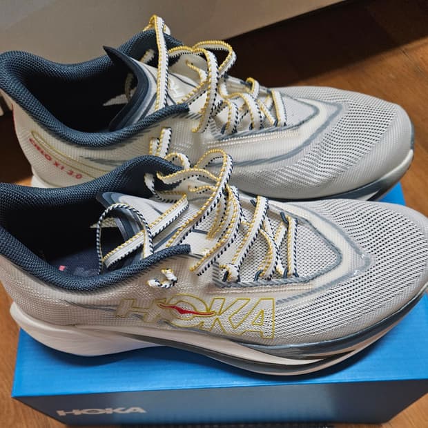 HOKA CIELO X1 3.0 270사이즈