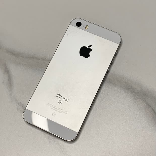 아이폰 se1 실버