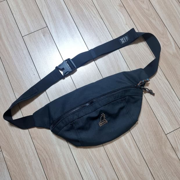 캉골 힙색/슬링백