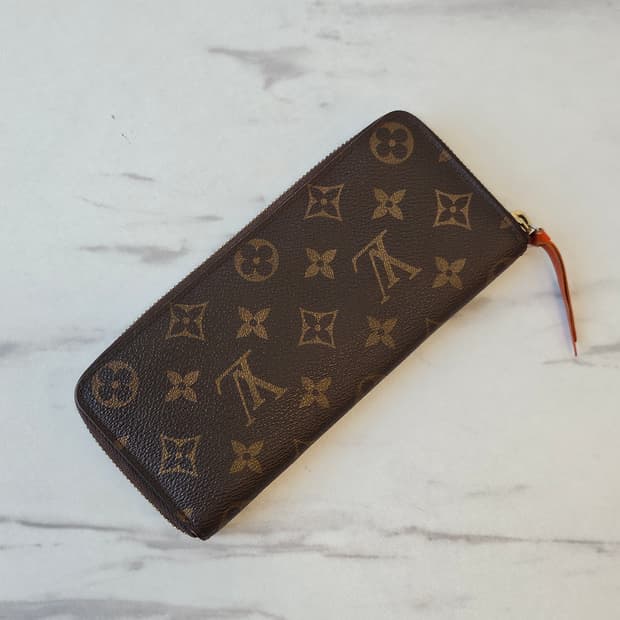 루이비통 모노그램 지퍼돌이 장지갑