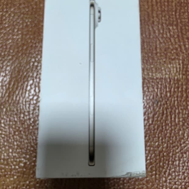 아이폰 17에어 256 미개봉 라이트골드