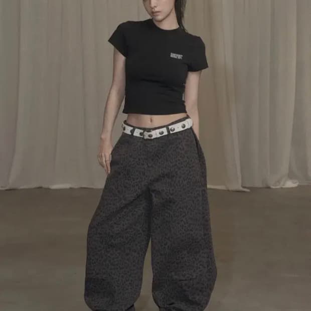 카키포인트 코튼 벌룬 팬츠 레오파드