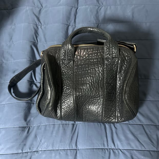 알렉산더왕 스터드 총알백