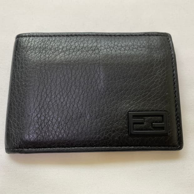 펜디 블랙 레더 지갑