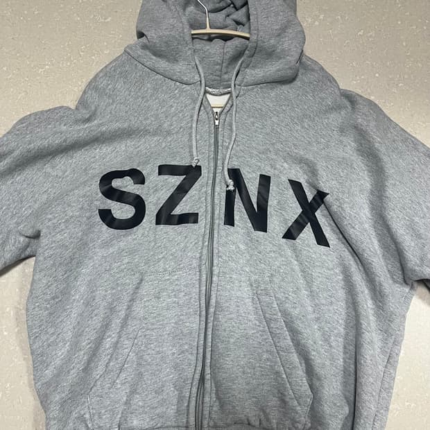 칸예 이지 후드집업 1