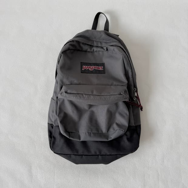 잔스포츠(JANSPORT) 백팩