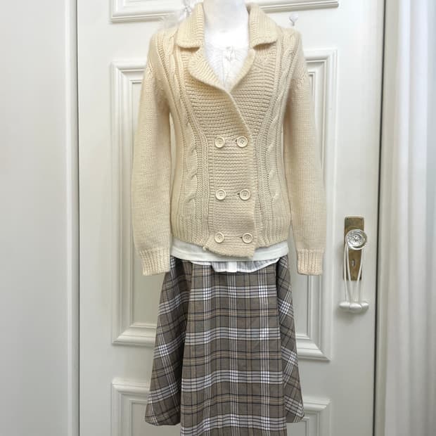 butter cream double twist cardigan