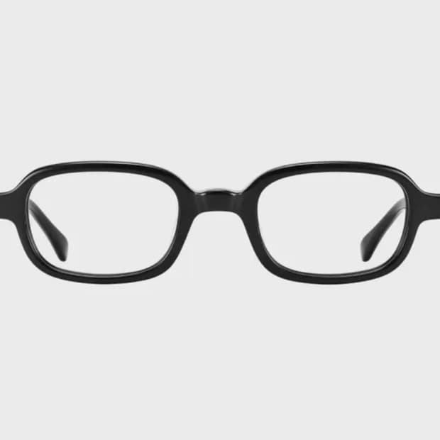 윤(YUN) 마이크로2 스퀘어 뿔테 안경