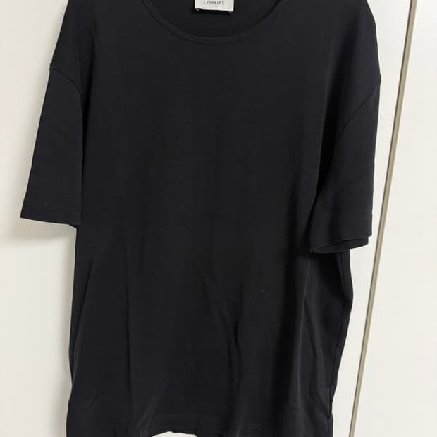 르메르 반팔 티셔츠