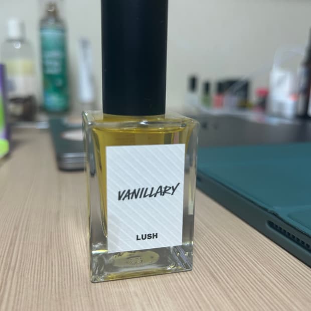 러쉬 바닐라리 30ml 국문택 (조금사용)