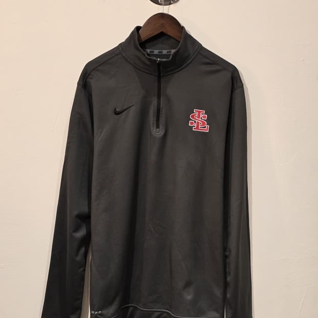 Nike St. Louis University 반집업 스웻셔츠