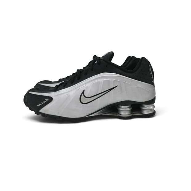 Nike Shox R4