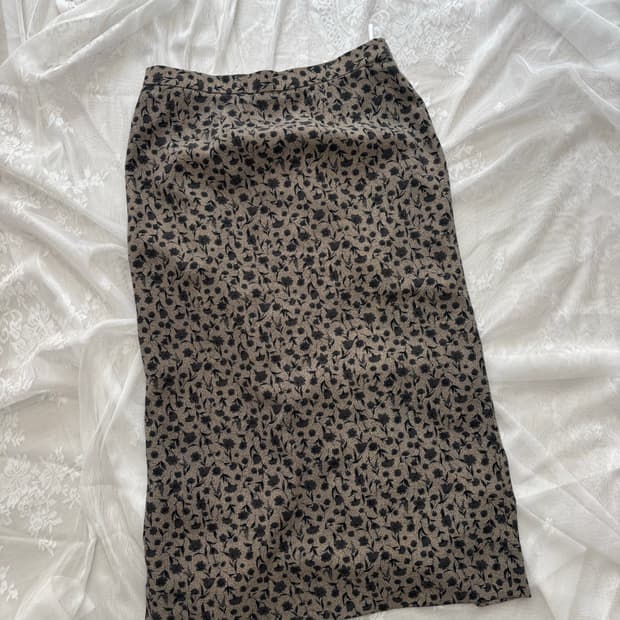 빈티지 플로럴 베이지 롱스커트