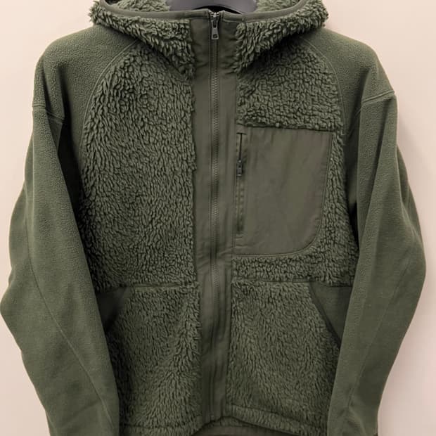 유니클로 x 화이트 마운티니어링 플리스 M