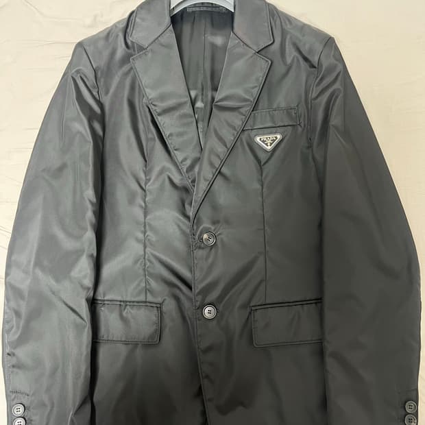 프라다 리나일론 블레이저
