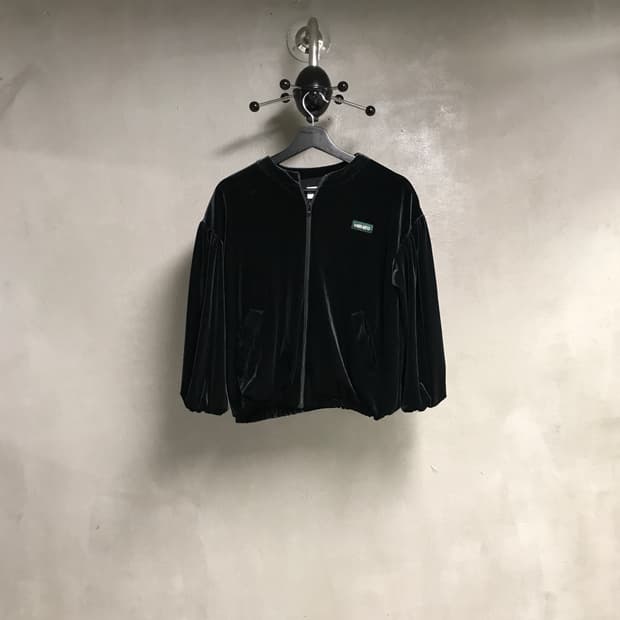 겐조 벨벳 집업 자켓 블랙 12(W)