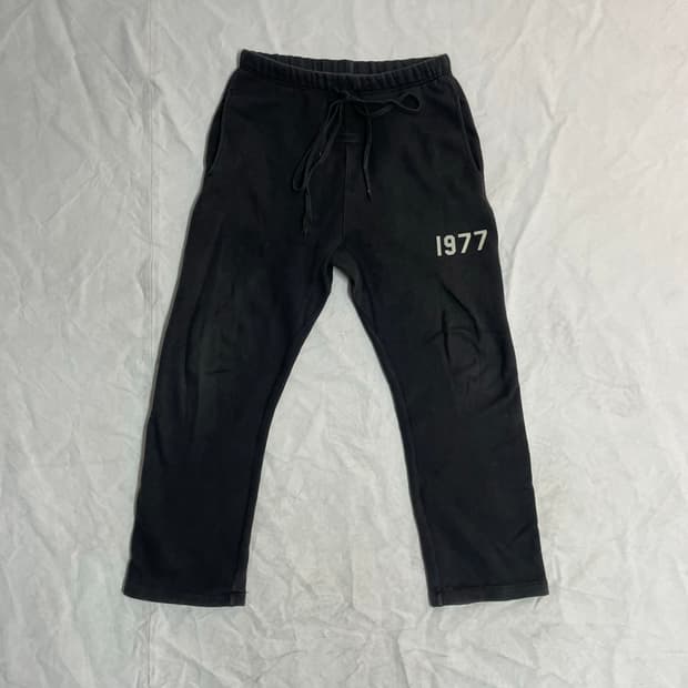 에센셜 스웻팬츠 