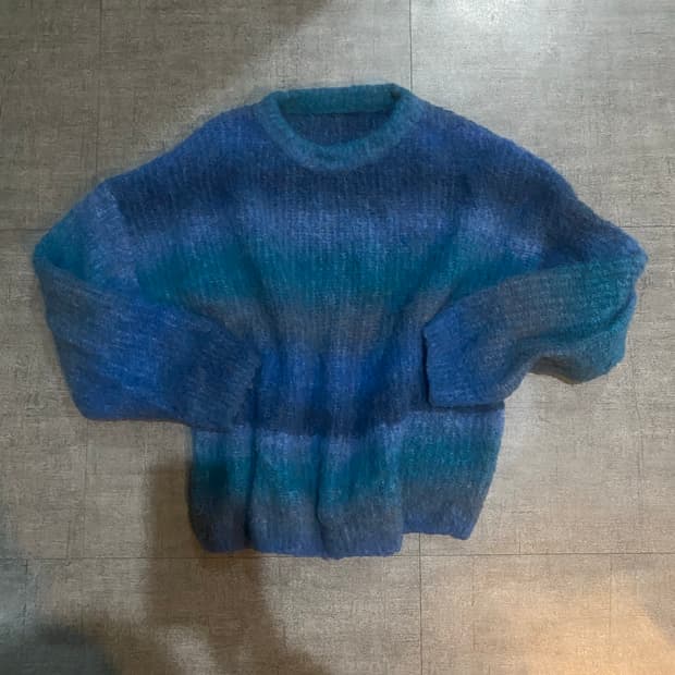 일본 Dazyless 올드스쿨아메카지 혁오풍 그라데이션 니트스웨터