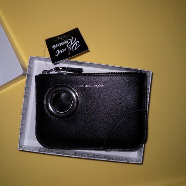 꼼데가르송 아일렛 실버 지갑