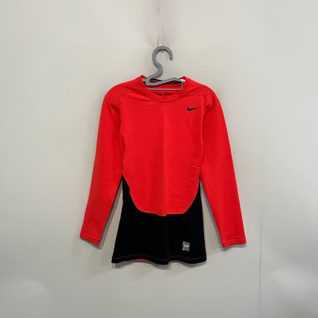 나이키 프로 컴프레션 티셔츠 100